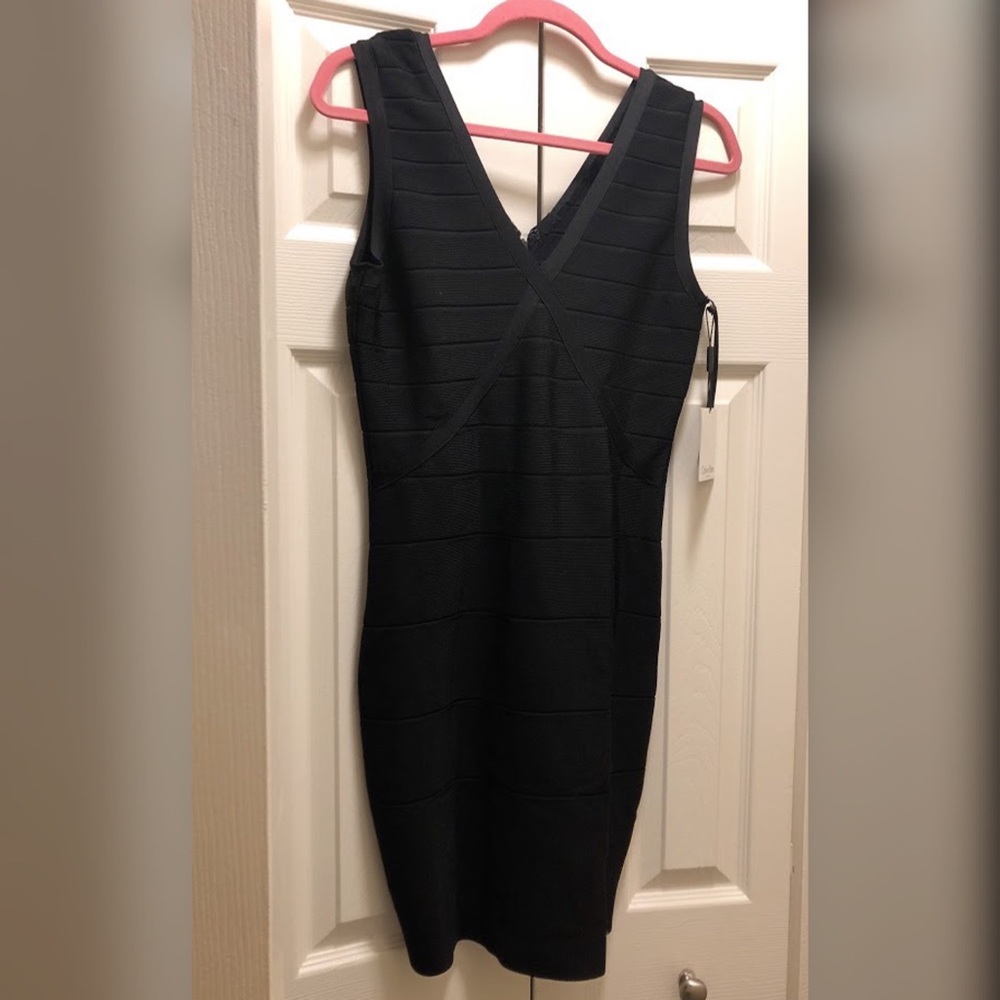 🚨MAKE AN OFFER🚨 BANDAGE DRESS